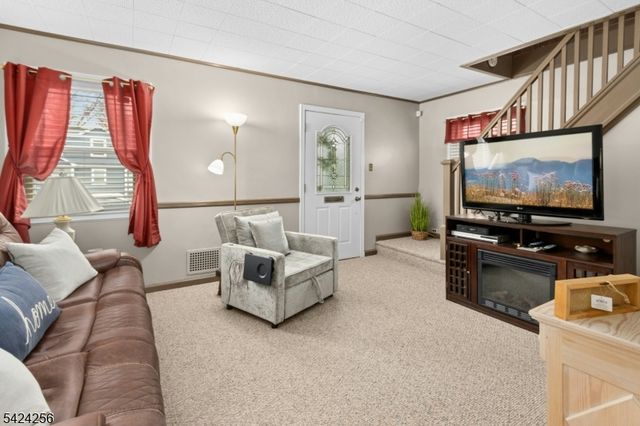 44 JAMES AVENUE, Clark Twp., NJ 07066