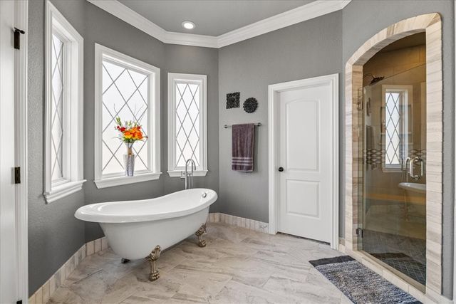 4002 NE Miner Court, Bentonville, AR 72712