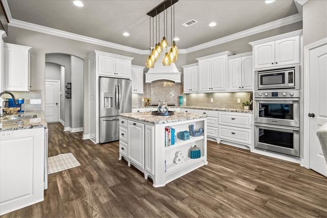 4002 NE Miner Court, Bentonville, AR 72712