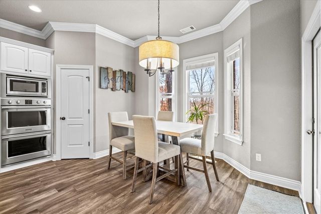 4002 NE Miner Court, Bentonville, AR 72712