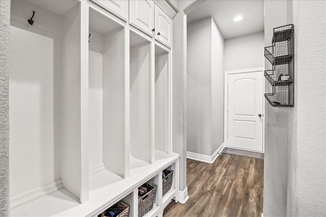 4002 NE Miner Court, Bentonville, AR 72712