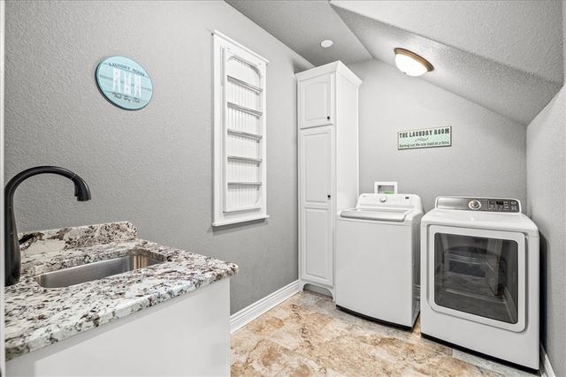 4002 NE Miner Court, Bentonville, AR 72712