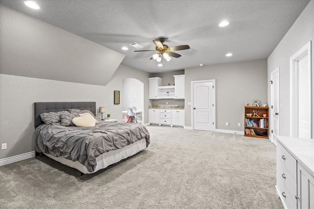 4002 NE Miner Court, Bentonville, AR 72712