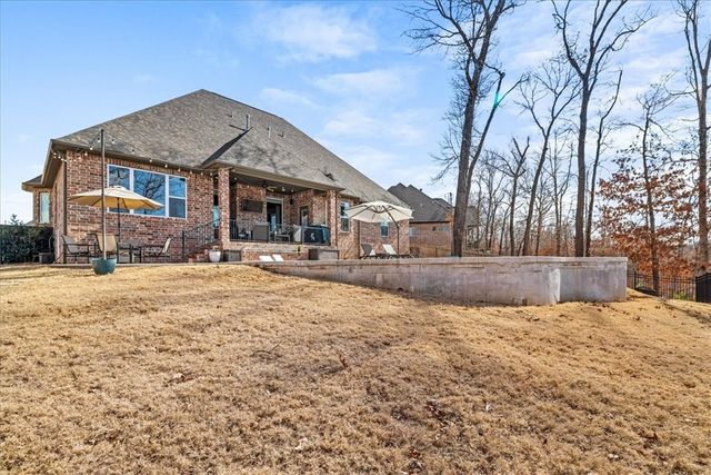 4002 NE Miner Court, Bentonville, AR 72712