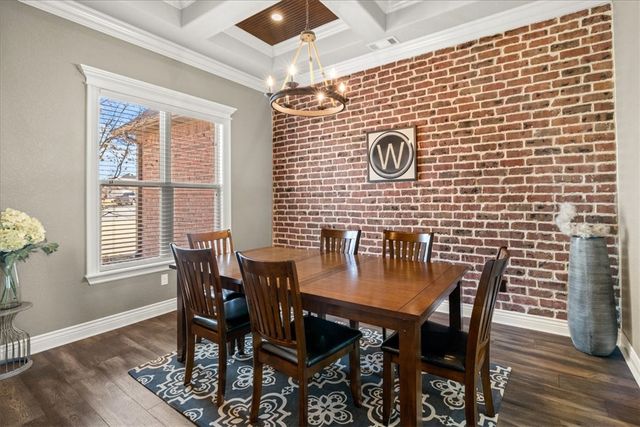 4002 NE Miner Court, Bentonville, AR 72712