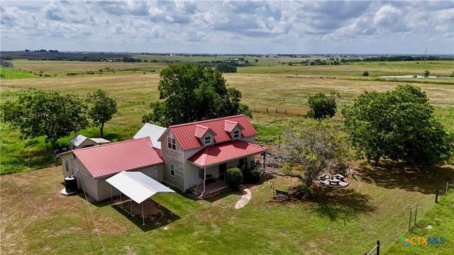 3901 N State Highway 95, Moulton, TX 77975
