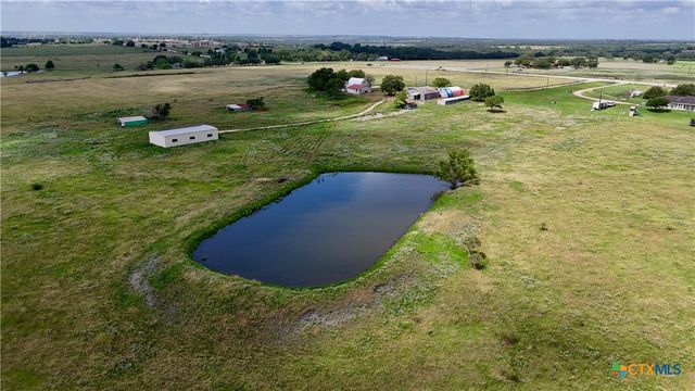 3901 N State Highway 95, Moulton, TX 77975