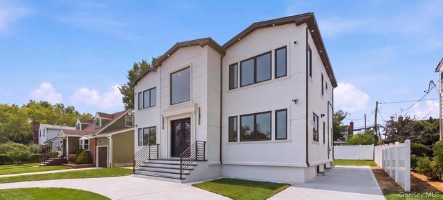 387 Sherbourne Road, Valley Stream, NY 11580