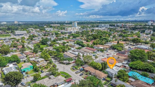 2388 NW 33rd St, Miami, FL 33142