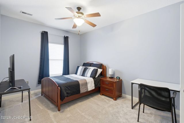 1913 SURREY COURT, Columbia, MO 65203