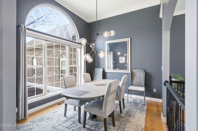 1913 SURREY COURT, Columbia, MO 65203