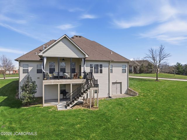 1913 SURREY COURT, Columbia, MO 65203