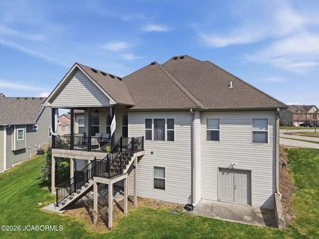 1913 SURREY COURT, Columbia, MO 65203