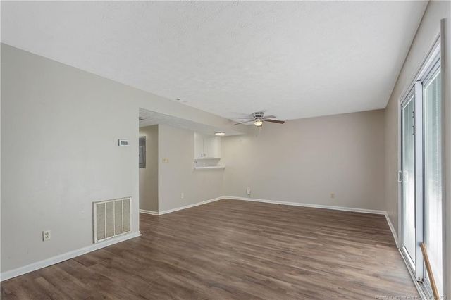 416 Kirkcaldy Court, Fayetteville, NC 28314