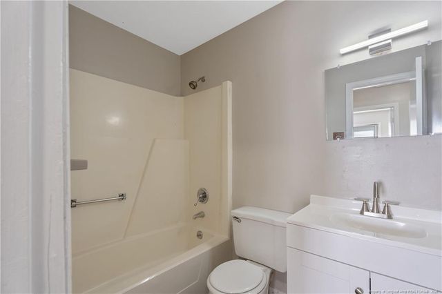 416 Kirkcaldy Court, Fayetteville, NC 28314