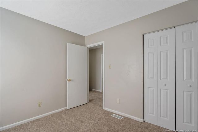 416 Kirkcaldy Court, Fayetteville, NC 28314