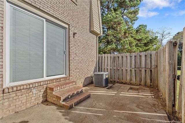 416 Kirkcaldy Court, Fayetteville, NC 28314
