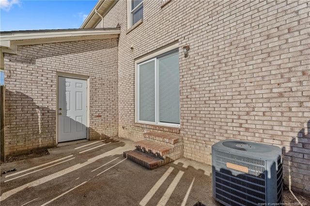 416 Kirkcaldy Court, Fayetteville, NC 28314