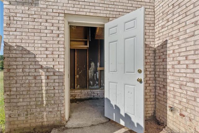416 Kirkcaldy Court, Fayetteville, NC 28314