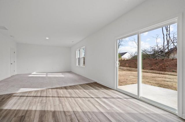 316 Sieders ST, Taylor, TX 76574