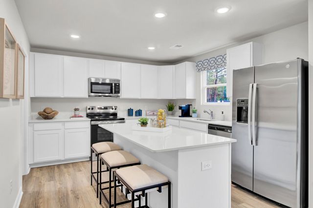 7043 Windham Way, Ladson, SC 29456