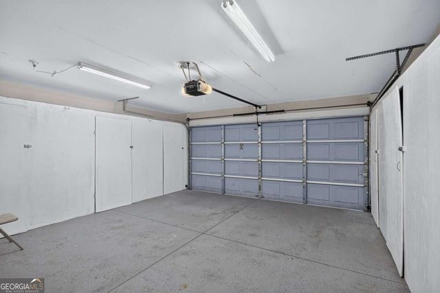 137 Spring Lakes Drive, Savannah, GA 31407