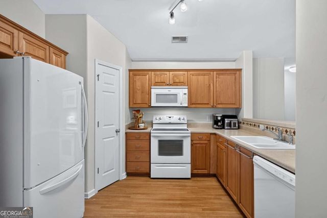 137 Spring Lakes Drive, Savannah, GA 31407
