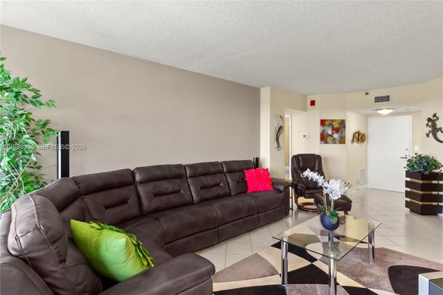 7400 Radice Ct 702, Lauderhill, FL 33319