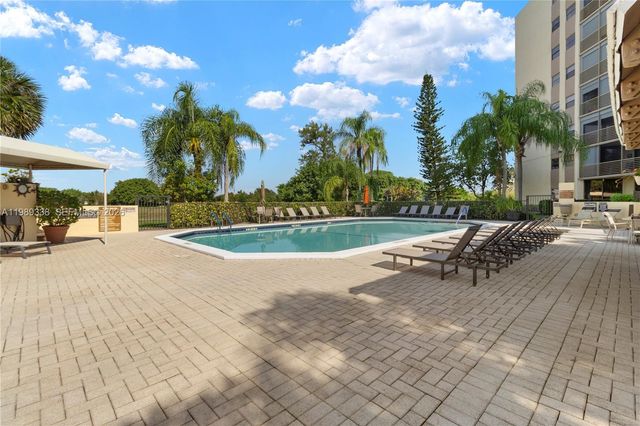 7400 Radice Ct 702, Lauderhill, FL 33319