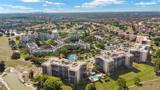 7400 Radice Ct 702, Lauderhill, FL 33319