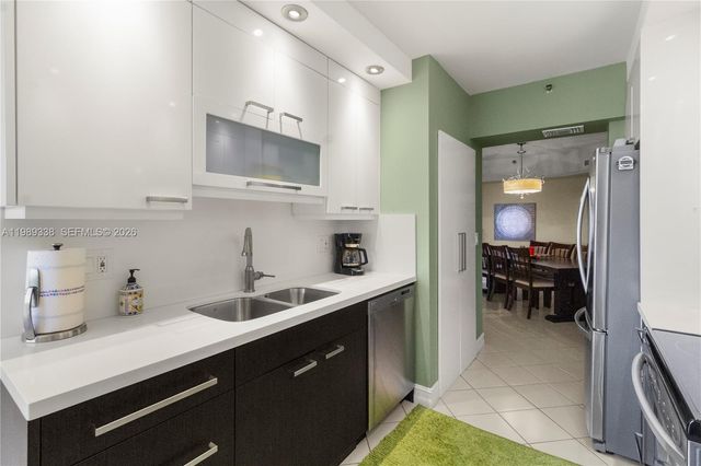 7400 Radice Ct 702, Lauderhill, FL 33319