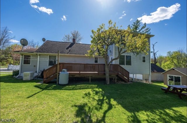 53 Susquehanna St, Franklin Boro, NJ 07416