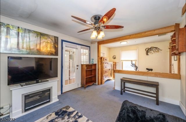 53 Susquehanna St, Franklin Boro, NJ 07416