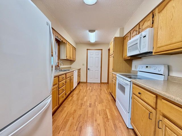 828 W Birch Avenue, Fergus Falls, MN 56537