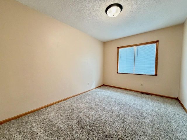 828 W Birch Avenue, Fergus Falls, MN 56537