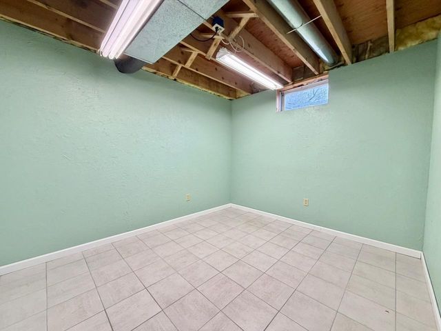 828 W Birch Avenue, Fergus Falls, MN 56537