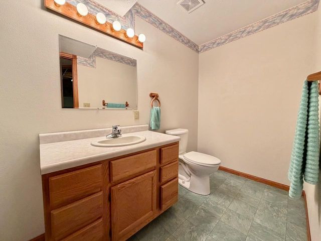 828 W Birch Avenue, Fergus Falls, MN 56537