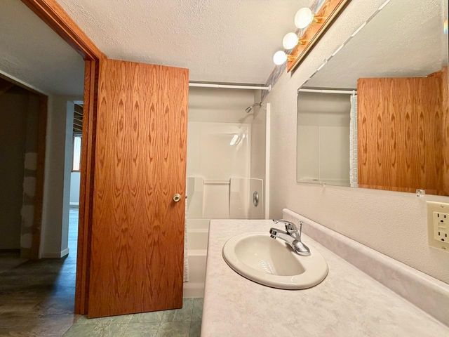 828 W Birch Avenue, Fergus Falls, MN 56537