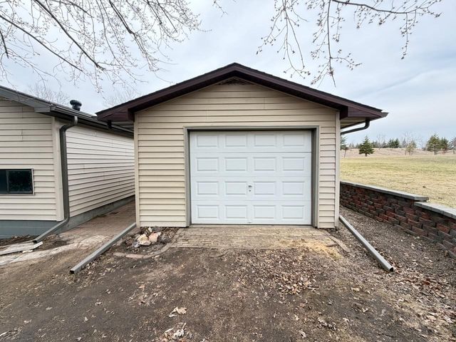 828 W Birch Avenue, Fergus Falls, MN 56537