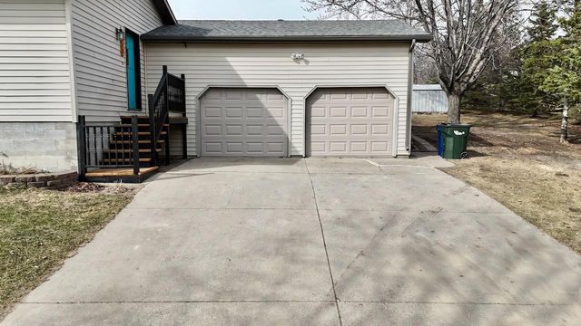 828 W Birch Avenue, Fergus Falls, MN 56537
