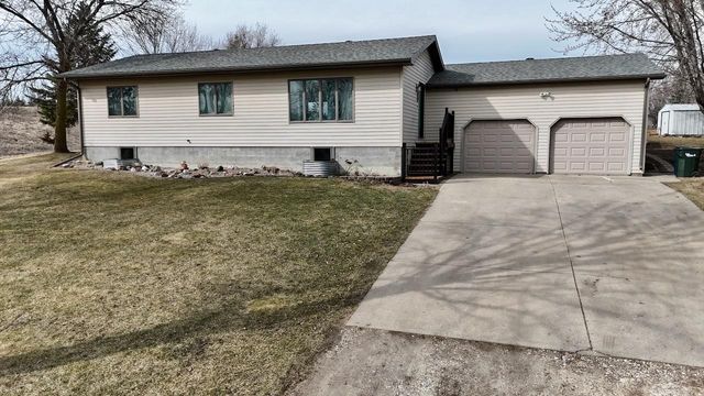 828 W Birch Avenue, Fergus Falls, MN 56537