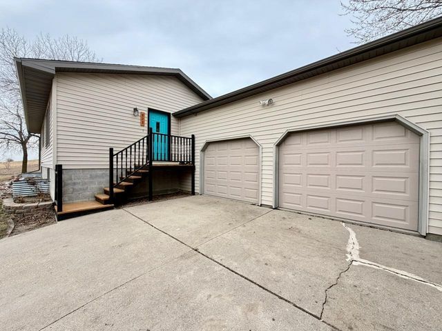 828 W Birch Avenue, Fergus Falls, MN 56537