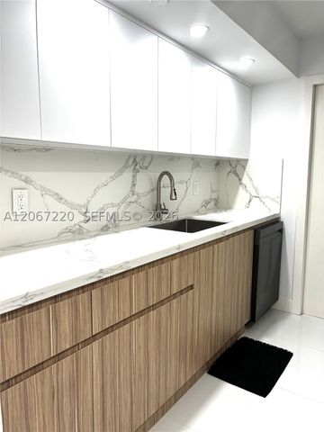 6917 Collins Ave 411, Miami Beach, FL 33141