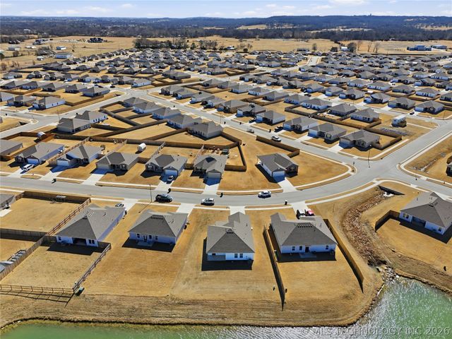 29207 E 78th Street S, Broken Arrow, OK 74014