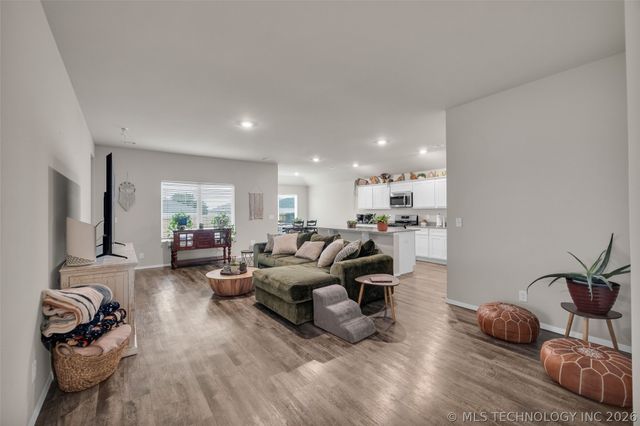 23317 E 114th Street S, Broken Arrow, OK 74014