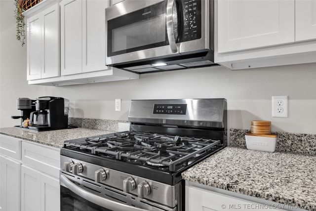 23317 E 114th Street S, Broken Arrow, OK 74014
