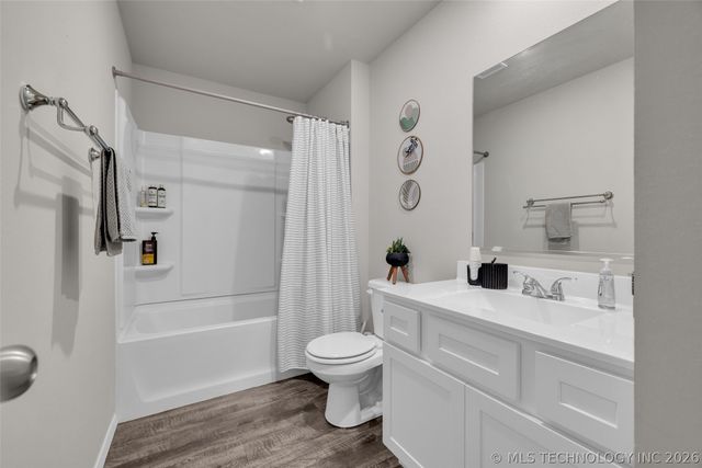 23317 E 114th Street S, Broken Arrow, OK 74014