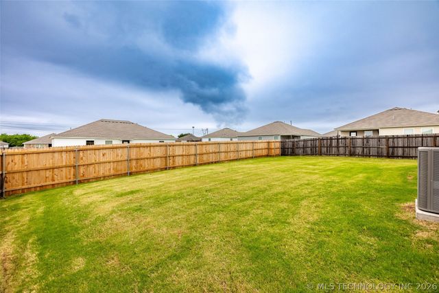 23317 E 114th Street S, Broken Arrow, OK 74014