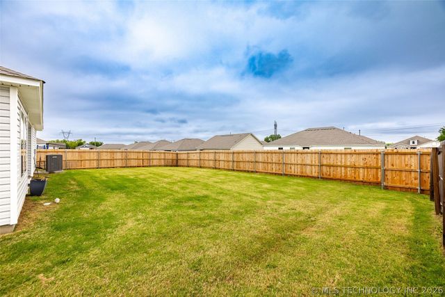 23317 E 114th Street S, Broken Arrow, OK 74014