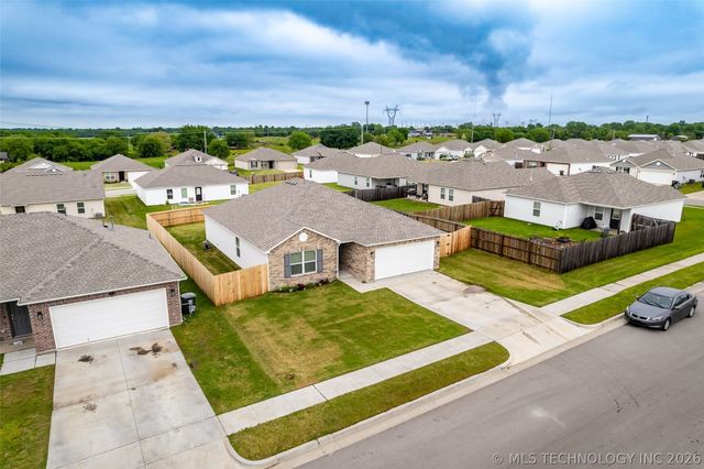 23317 E 114th Street S, Broken Arrow, OK 74014
